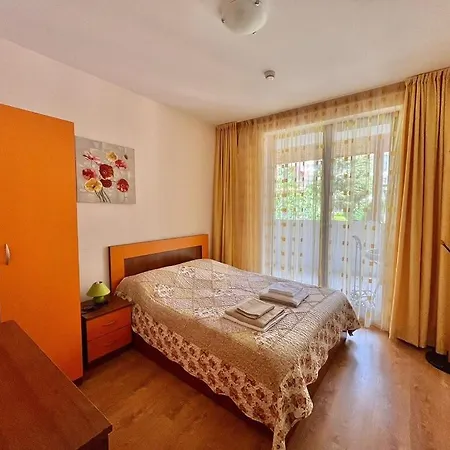 Holiday Apartment *