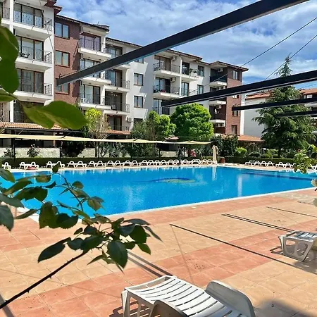 Holiday Apartment * סאני ביץ'