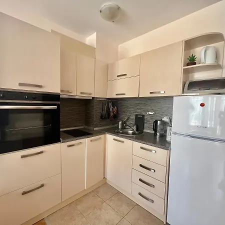 דירה Holiday Apartment